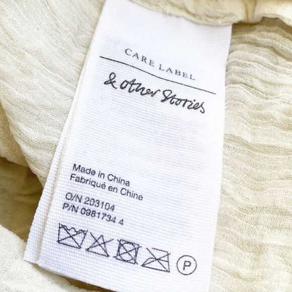 & Other Stories Cream Smocked Short Sleeve Button Down Shirt Shell Style Buttons - Picture 6 of 7